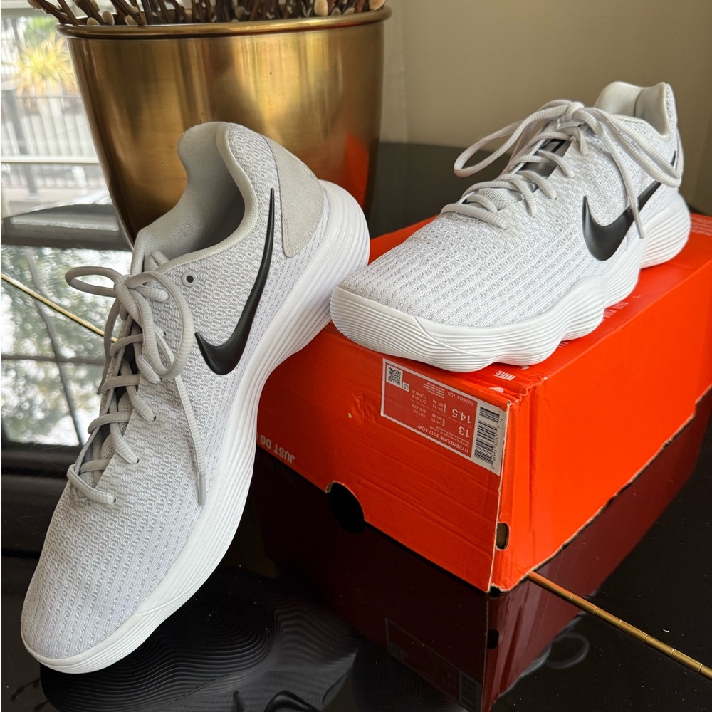 Nike Men's Hyperdunk 2017 Low. Size 13, New, Never Worn. Box with no lid.